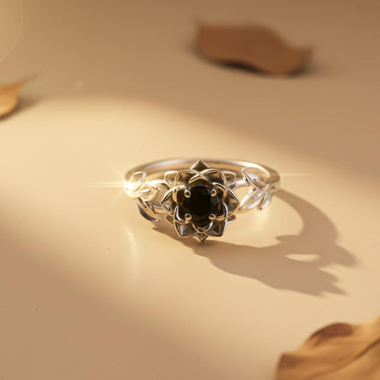Silver Black Onyx Floral Vintage Ring