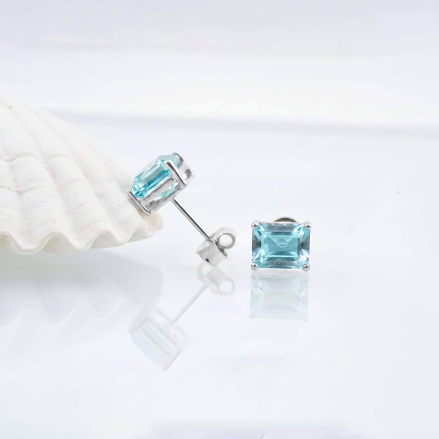 Silver Aqua Solitaire Stud Earrings