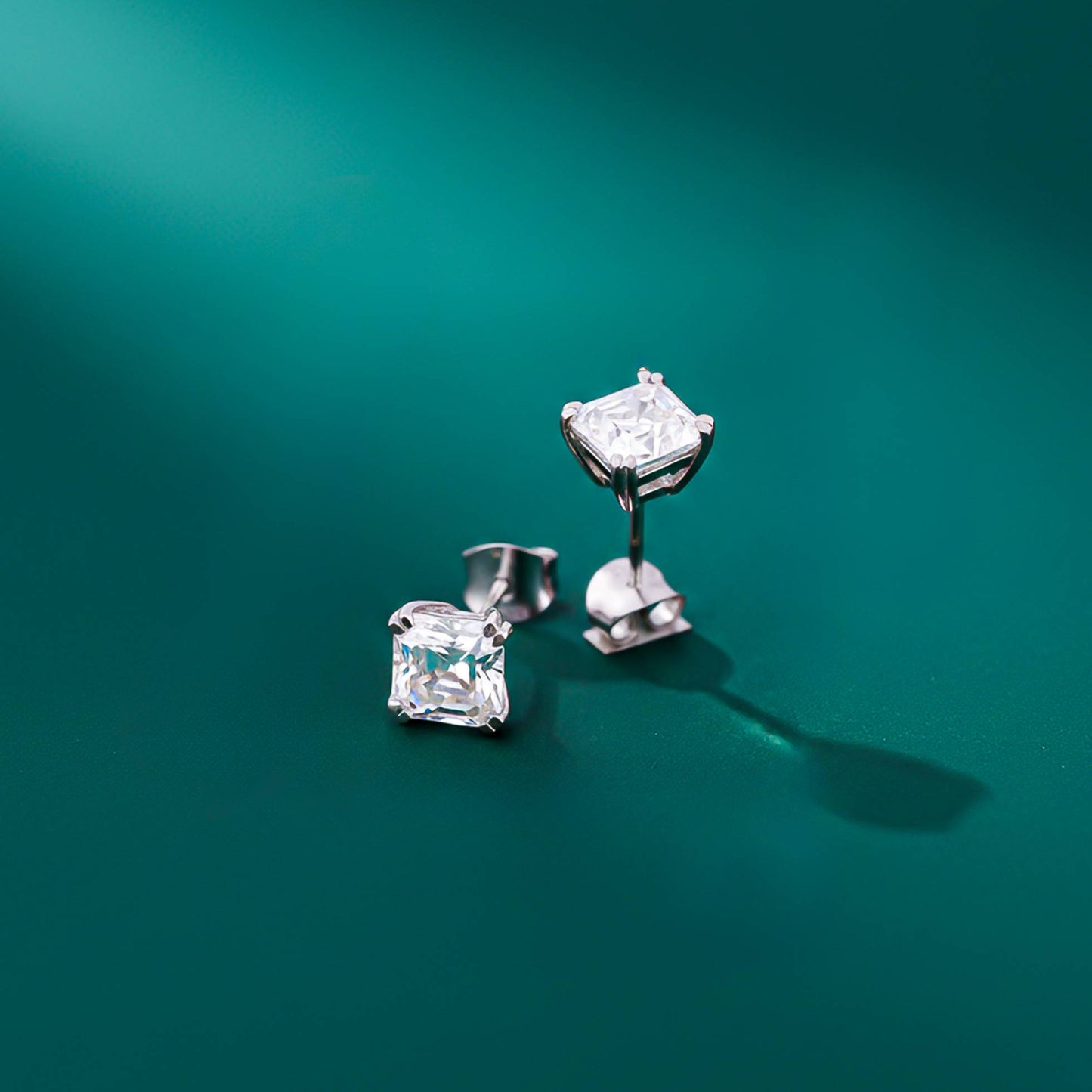 Silver Daily Wear Stud Earrings